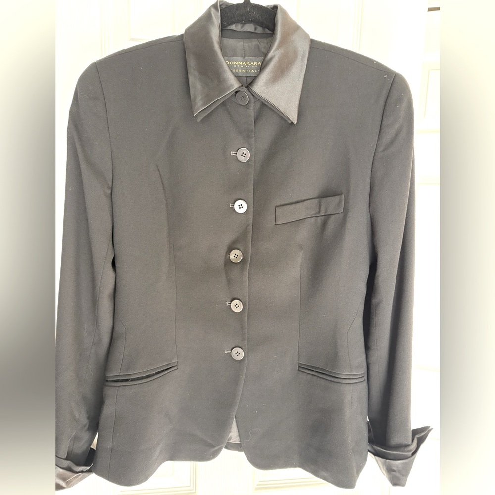 Donna Karan essentials black suit jacket